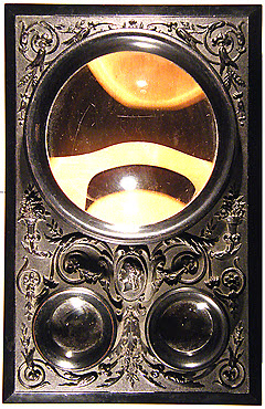 Graphoscope. For viewing photographs.